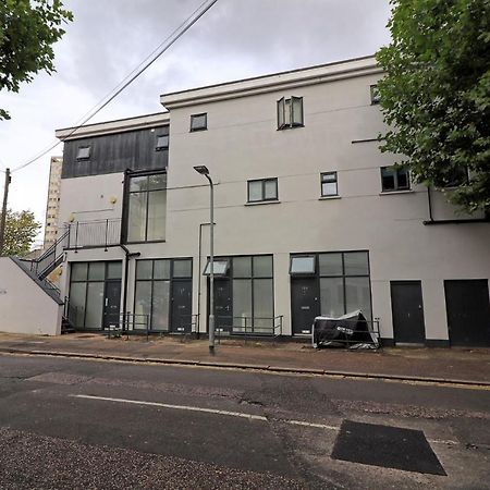 Stylish & Modern Apartment - Southend Stays Zewnętrze zdjęcie